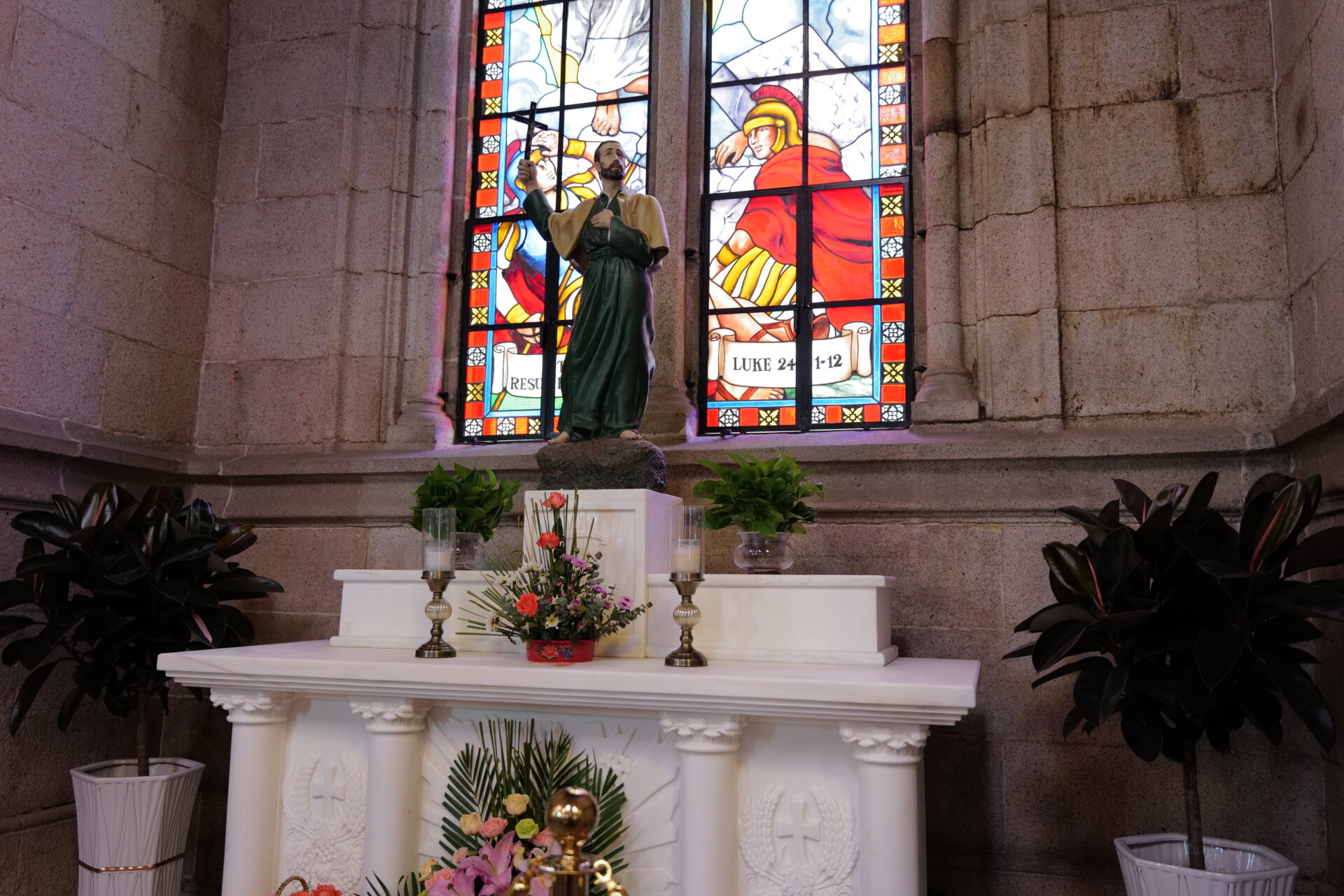 광저우본당내 성인상